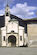 La bella chiesa della Madonna di campagna all'inizio del percorso