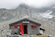 Il recentissimo e utile bivacco Kima in alta Val di Mello