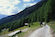 Ancora un'immagine della strada e del paesaggio della Val Zebr